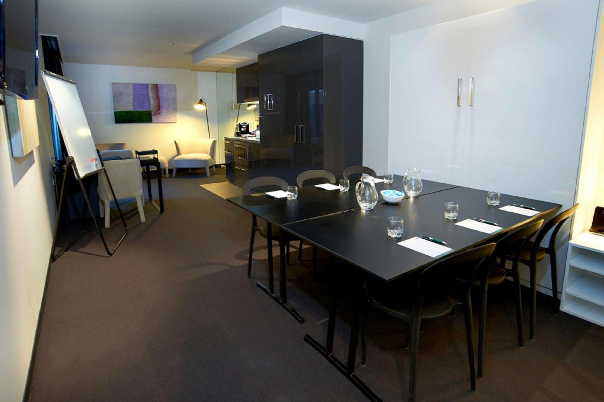 Corporate Living Accommodation Hawthorn Facilities photo